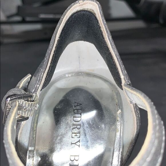 Audrey Brook Silver 5.5” Heel w/ Strap - Picture 7 of 8